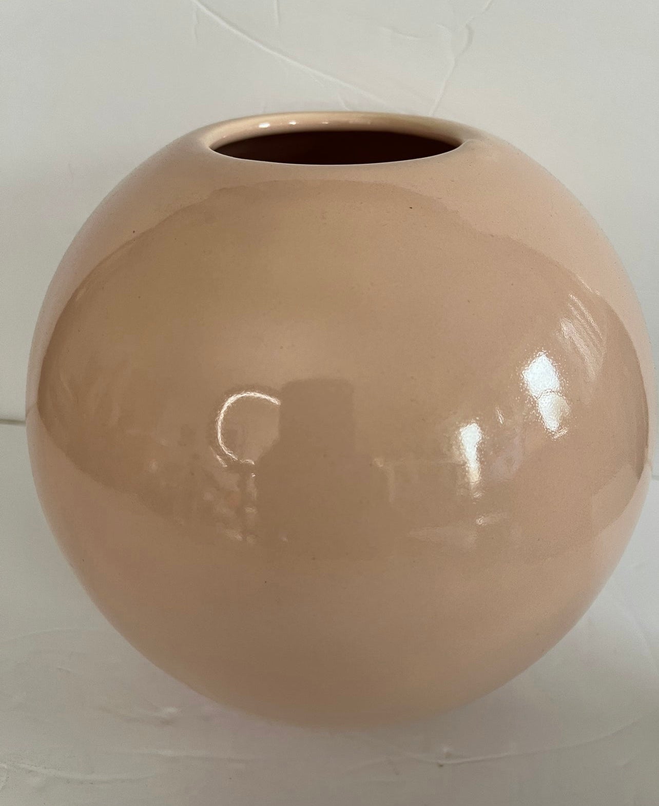 1980's Vintage Pink Royal Haeger Orb/Round Ceramic Vase